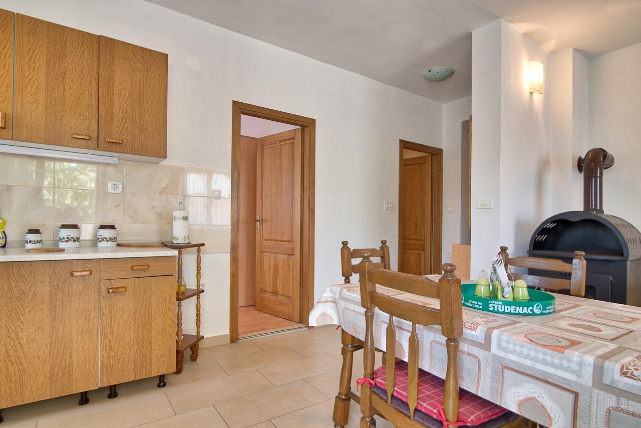 Apartment Maja Štinjan Esterno foto